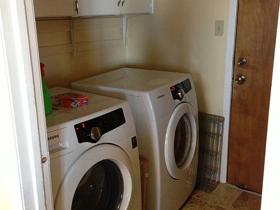 4th image of 5042 Edgecliff Dr