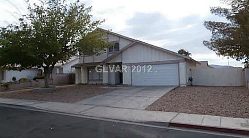 2nd image of 1911 N Golden Shadow Ct
