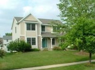 5276 Discovery Dr SE, Kentwood, MI 49508