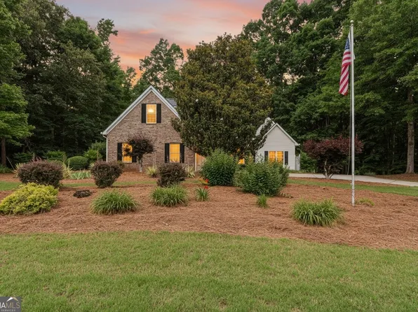 107 Rainwater Ct, McDonough, GA 30252
