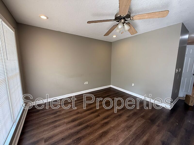 2nd image of 3808 Griffin St #A