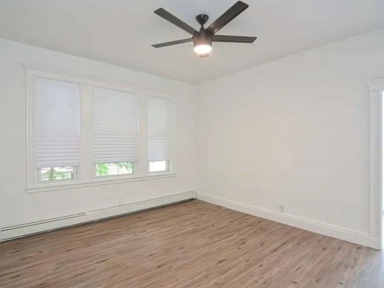 27 Hosmer St #2 — Photo 10