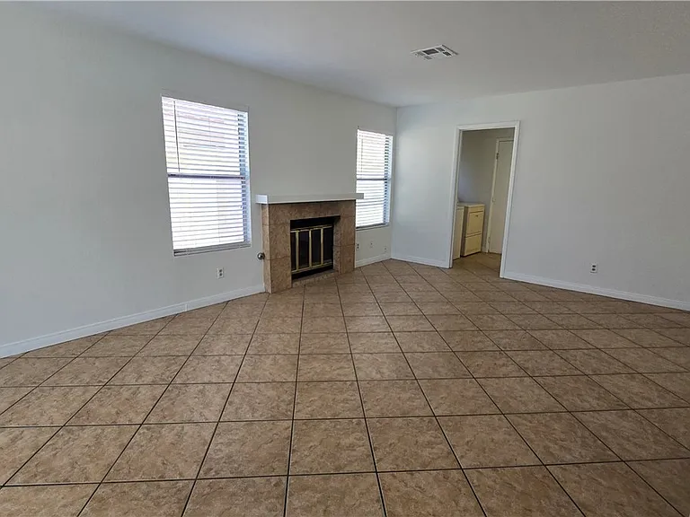 4724 Cosley Dr #0 — Photo 11