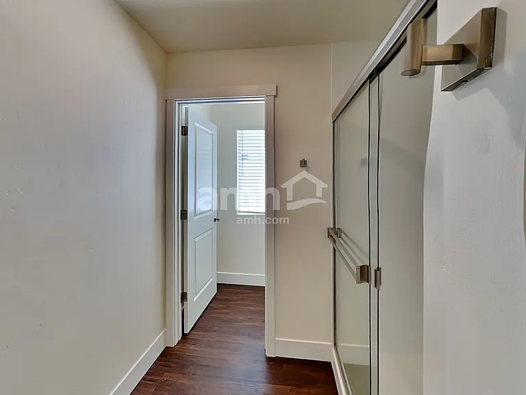 1389 E Ludlow Dr — Photo 13