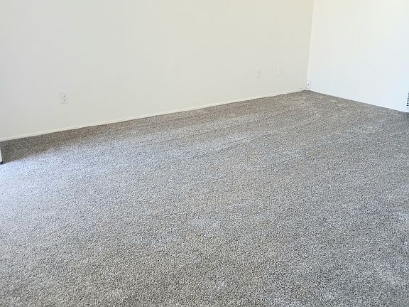 5th image of 5474 Lauretta St APT 6