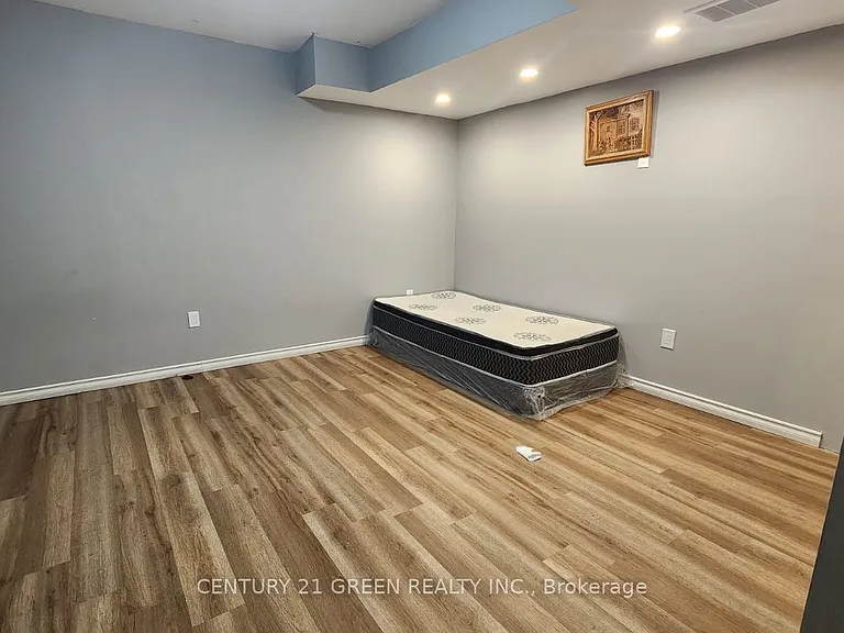 7977 Hackberry Trl #BASEMENT — Photo 2
