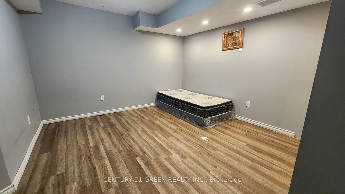 Building Photo - 7977 Hackberry Trl #BASEMENT