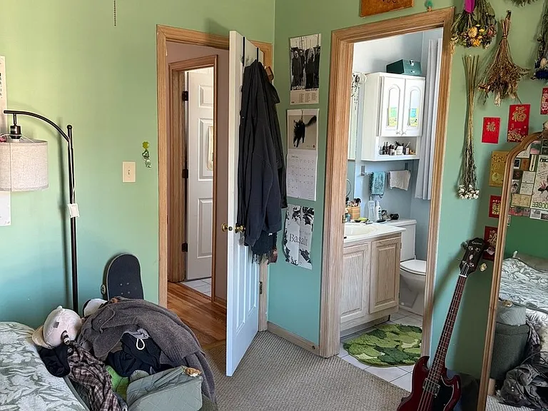 1444 W Walton St #3 — Photo 12