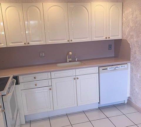 3rd image of 481 Wellington K