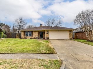 1822 Creek Ridge Ct, Irving, TX 75060