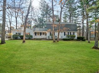 1 Conifer Dr, Wilbraham, MA 01095