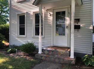 27 Lewis St, Ballston Spa, NY 12020
