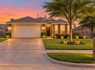 2105 Thistle Ln, Forney, TX 75126