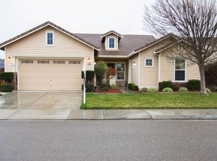709 Bunting Ln, Newman, CA 95360