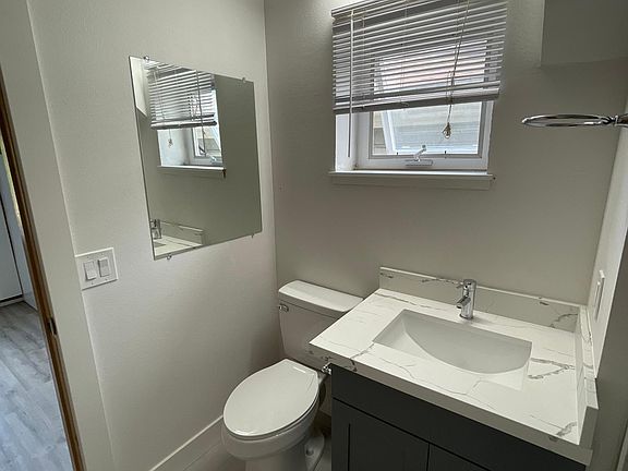 4th image of 4746 19th Ave NE #206