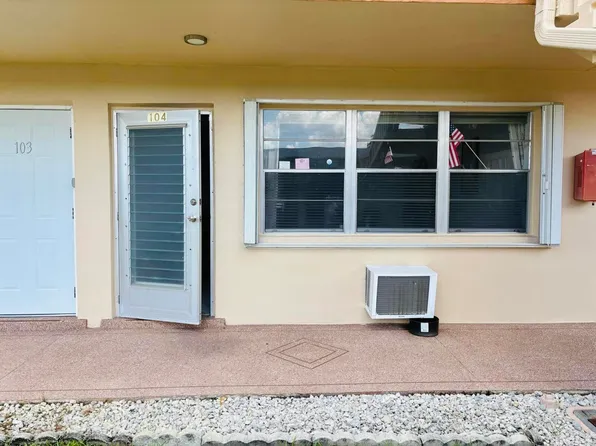 104 Hasting G, West Palm Beach, FL 33417