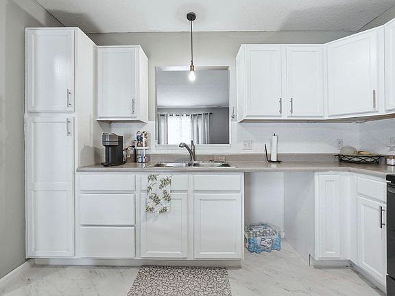 5th image of 7826 Noble Ridge Pl