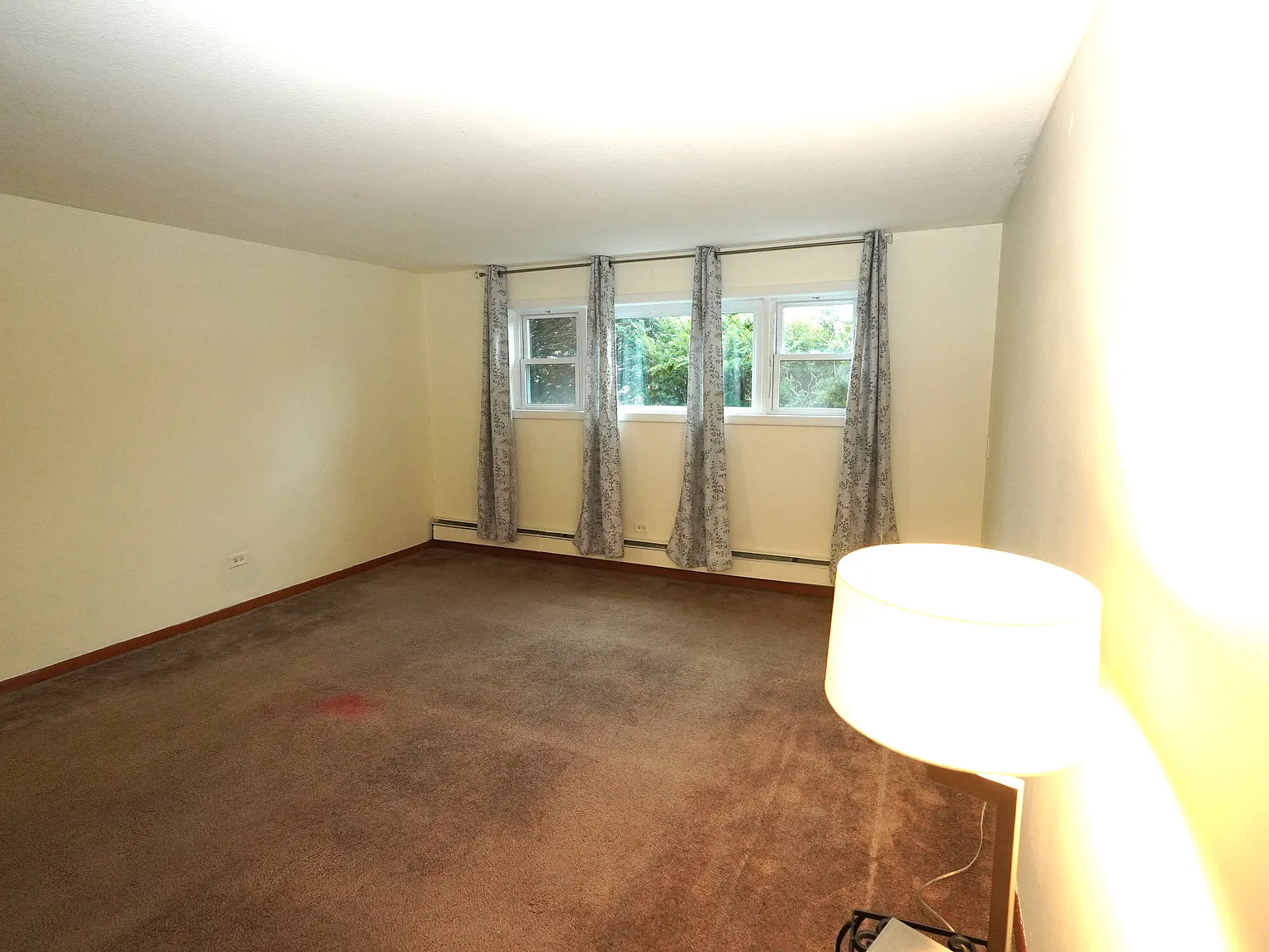 2 bed, 900 sqft, $1,595 — Photo 4