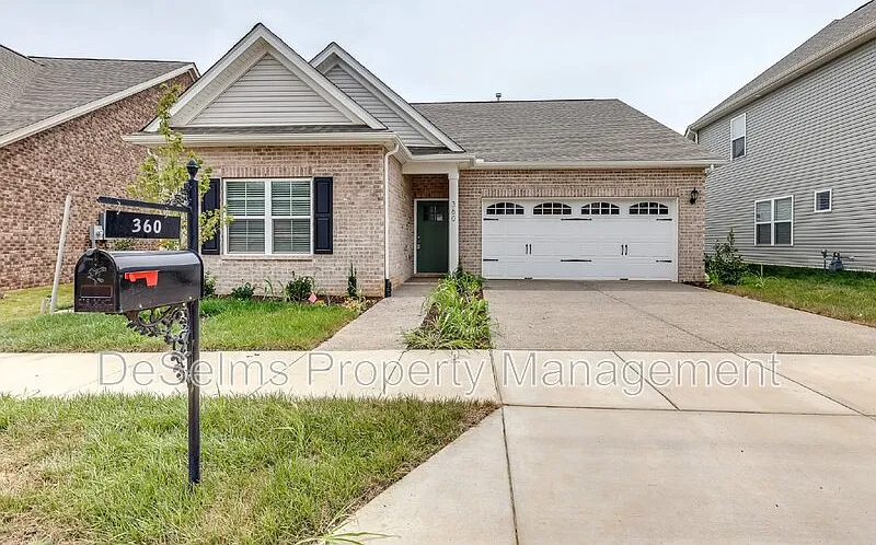 107 Crabourne Dr
