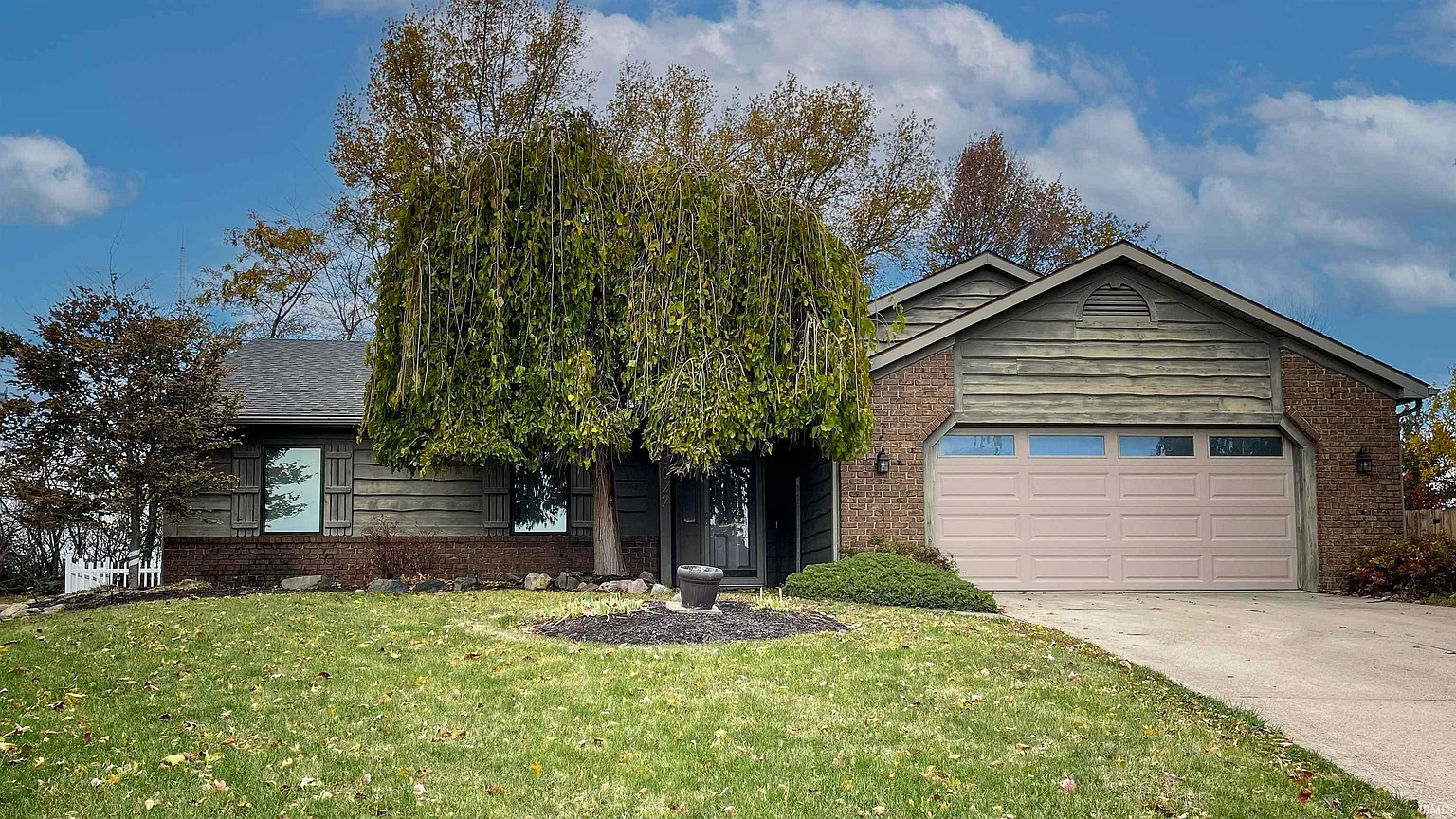 3027 Sawgrass Trl photo 1