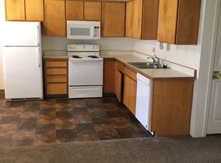 737 S Jackson St, Red Bluff, CA 96080