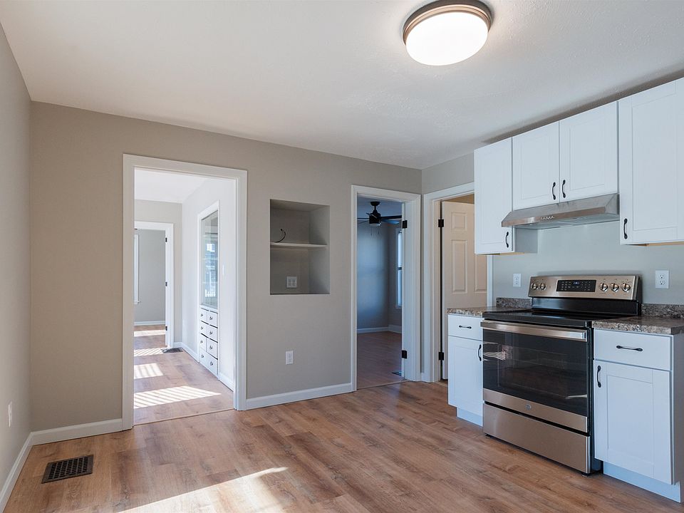1st image of 115 Belmont St
