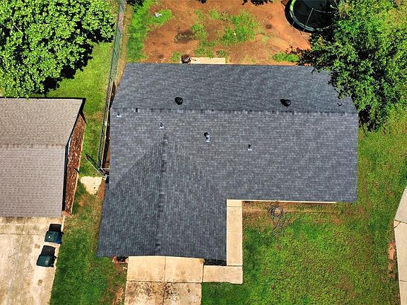 4th image of 1208 Cathy Ln