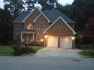 104 Bourne Wood Dr, Cary, NC 27518