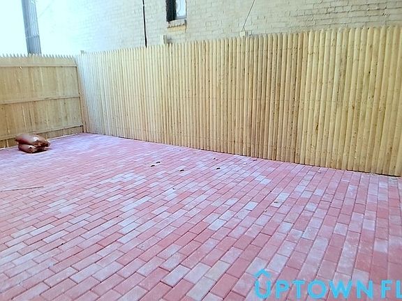 5th image of 346 Lenox Ave APT 1B