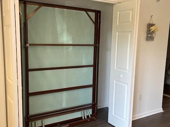 190 Charles Street image 11 of 22