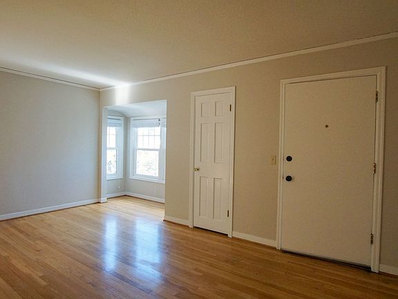 4th image of 2420 NW Quimby St #11