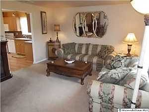 2nd image of 39 Northumberland Dr