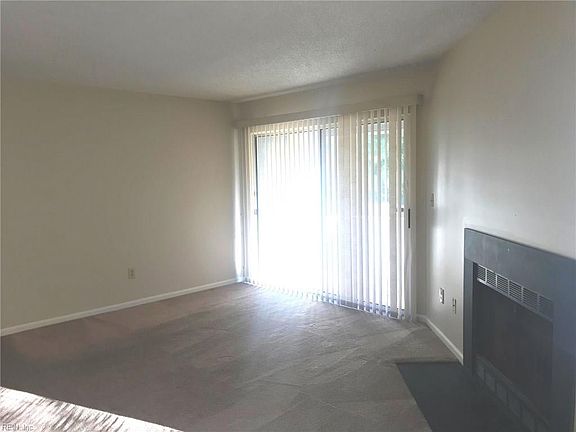 4th image of 4741 Goldeneye Ct