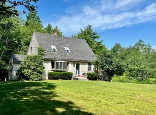225 Rand Hill Rd, Alton Bay, NH 03810