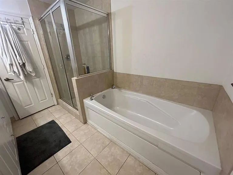 238 SE 2nd Ave #Townhouse 238 — Photo 28