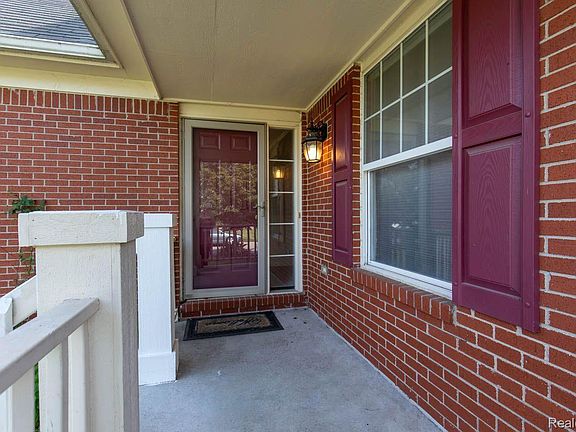 4th image of 43721 Cherrywood Ln