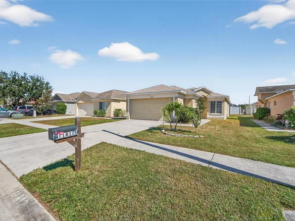11812 Lynmoor Dr, Riverview, FL 33579