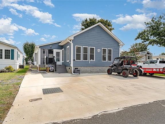 2nd image of 163 Cardinal Dr
