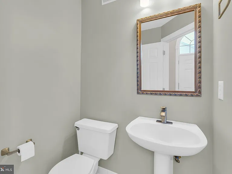 9902 Michael Schar Ct — Photo 6