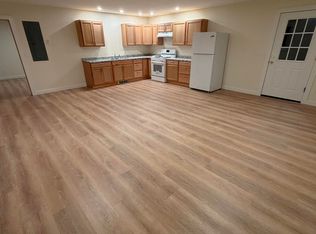 16 Snow Ave APT 2, Hinsdale, NH 03451