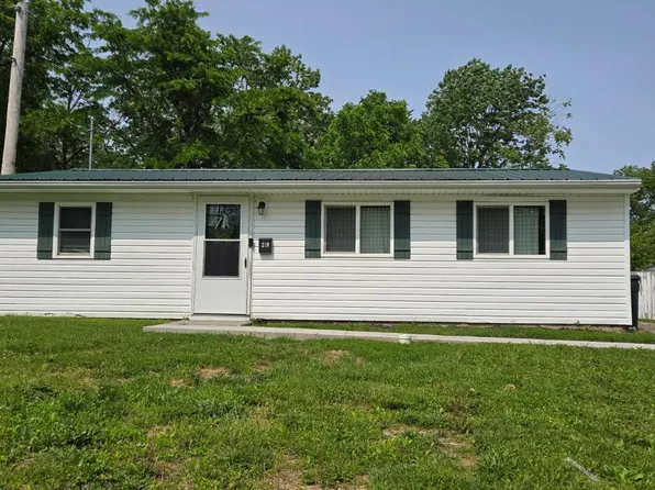 219 Orchard Cir, Blanchester, OH 45107