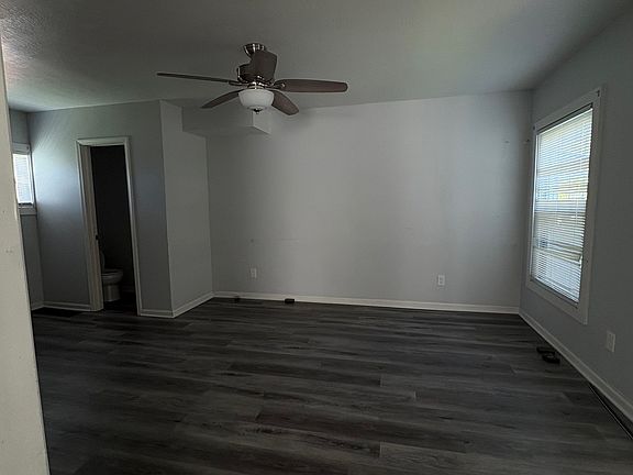 4th image of 890 Oregon Ave