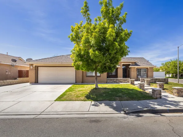 6106 Diamond St, Palmdale, CA 93552