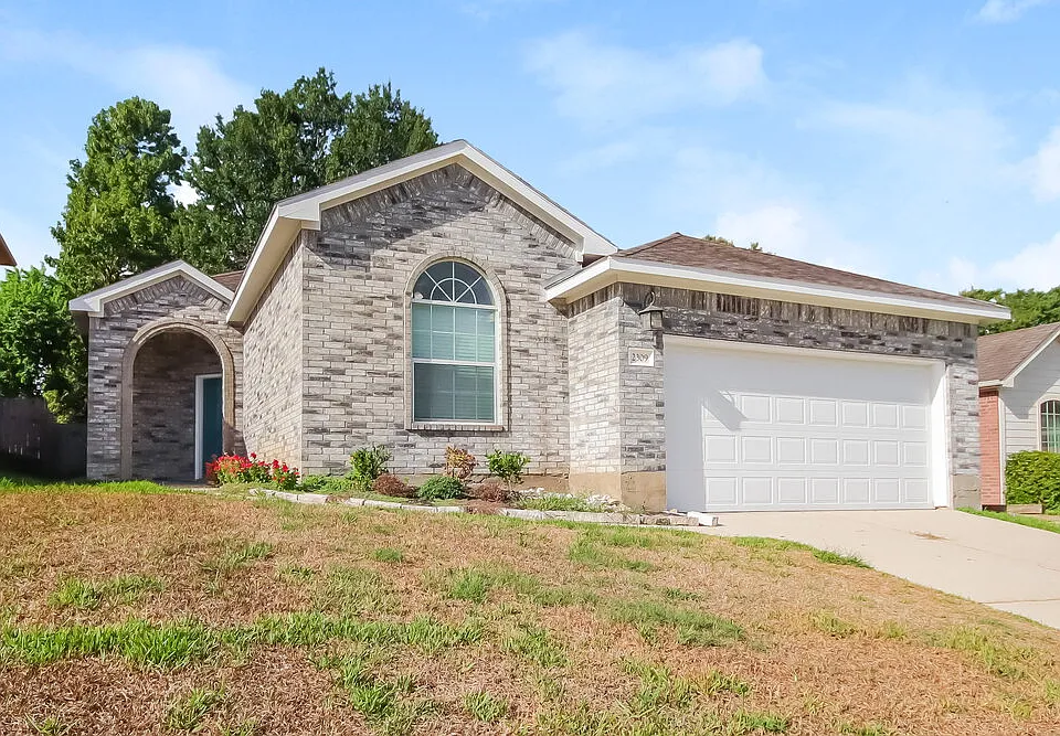 2309 Highland Crossing Dr