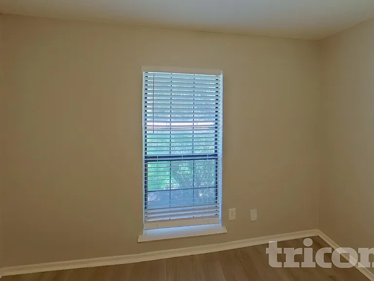 300 Ripplewood Dr — Photo 10