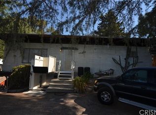 11217 Rayland Dr, Sylmar, CA 91342