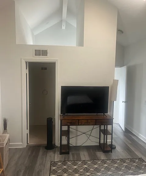 5 Rainwood — Photo 2