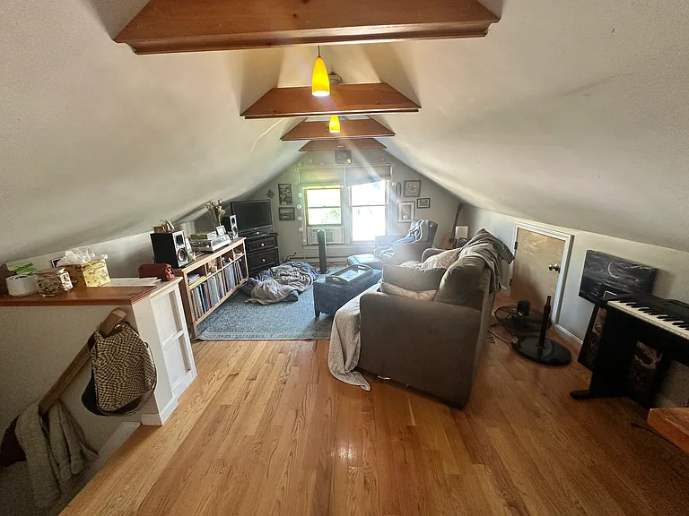 12 Indiana Ave #2 — Photo 16