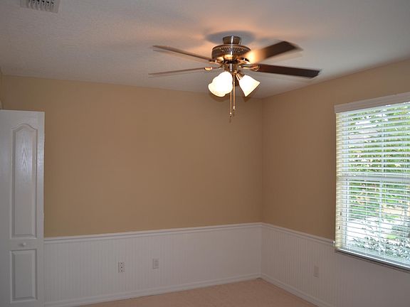 5th image of 3210 Retreat View Cir