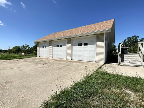 3rd image of 10135 County Road 8010